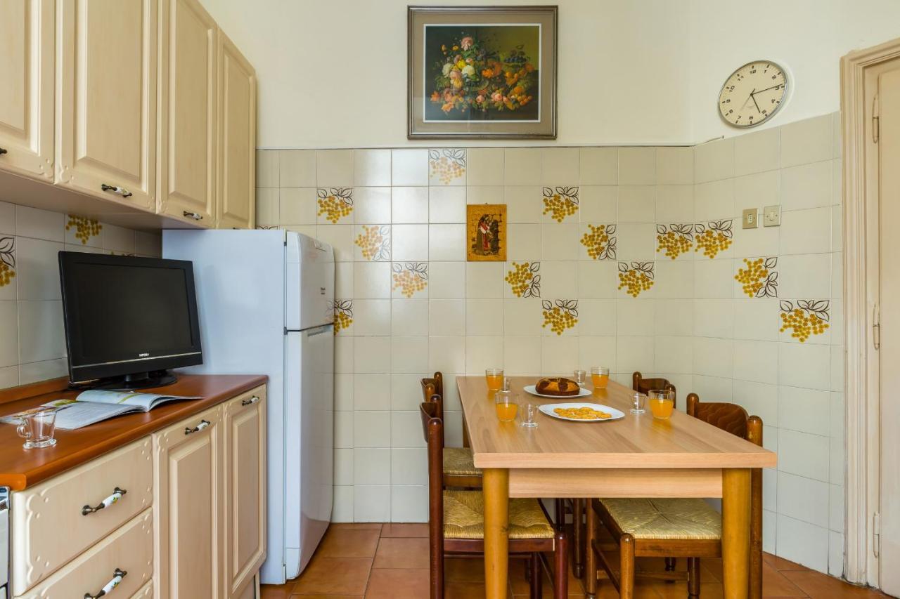 Rettifilo Family Apartment By Wonderful Italy Nápoles Exterior foto